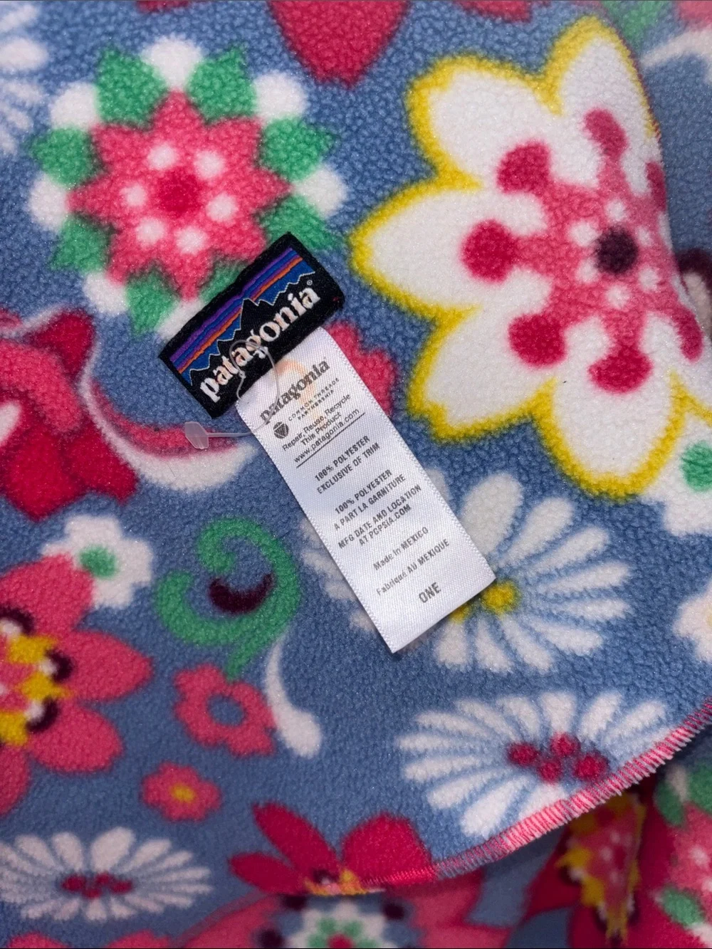 Patagonia Floral Fleece throw kids Blanket